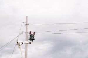 Энергетики заменят 20 км проводов в Нижнетавдинском районе