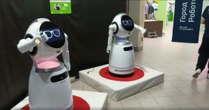 Юные робототехники на выставке высоких технологий в Тюмени