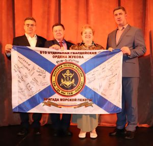 Во славу тех, кто защищает Родину