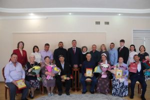 Золотые искры любви